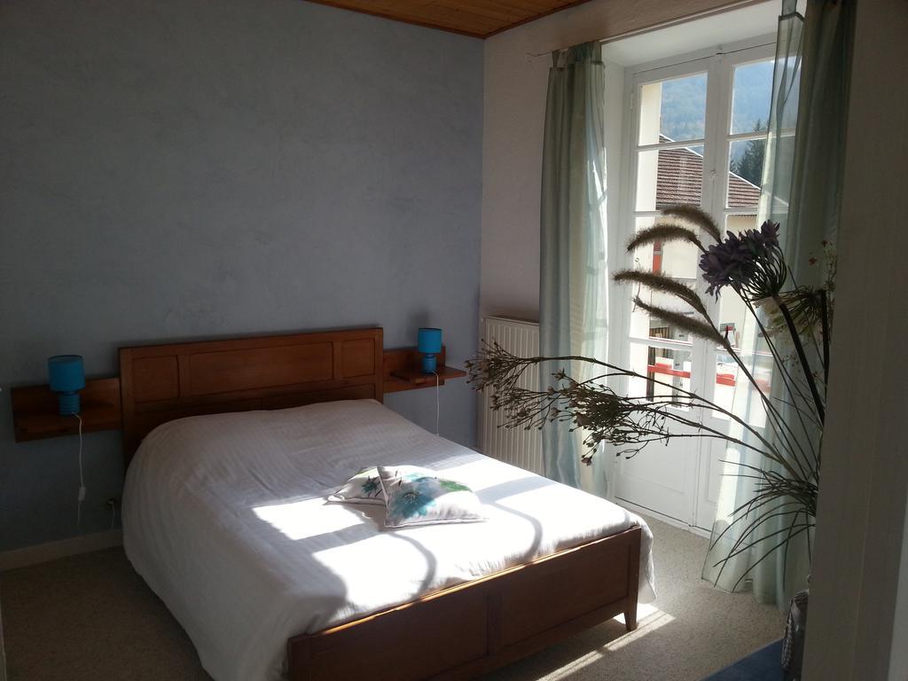 Les Grands Goulets Bed and Breakfast La Chapelle-en-Vercors Esterno foto